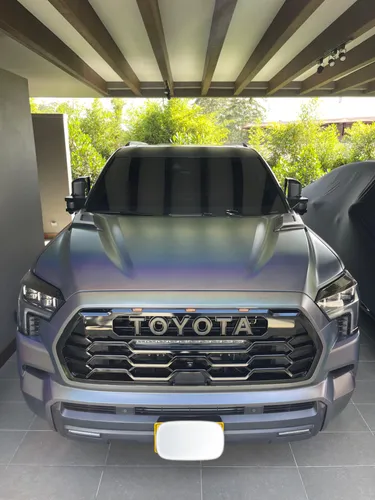 Toyota Sequoia versión TRD 
