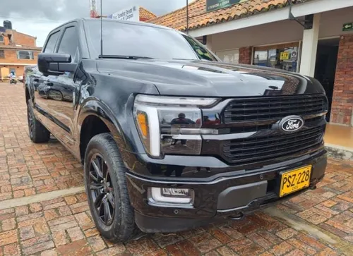 Ford F150 Platinum 2025