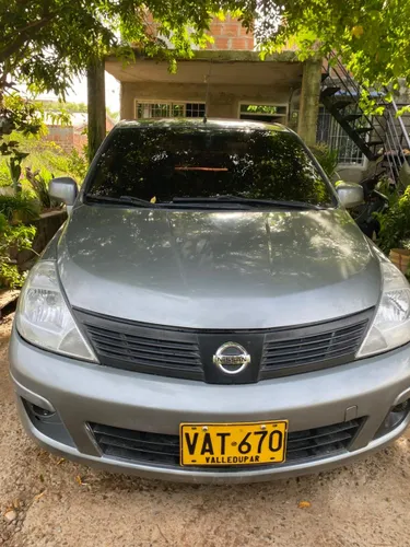 Nissan tiida 2014
