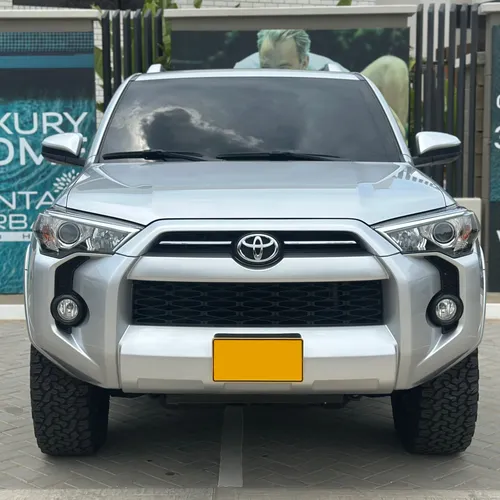 Toyota 4runner SR5