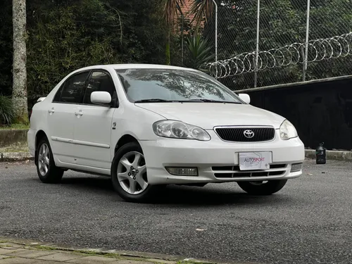 Toyota Corolla GLI MT