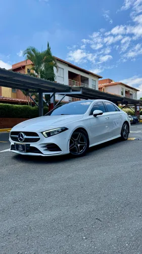 Mercedes Benz A180 2022