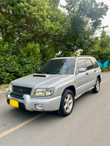 Subaru Forester XT MT
