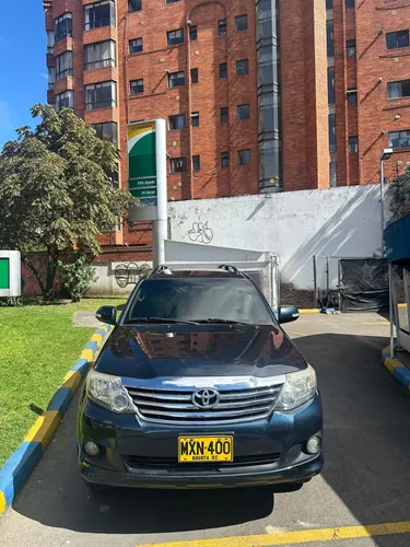 Toyota Fortuner 2013