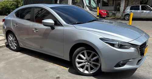 Mazda 3 Grand Touring 