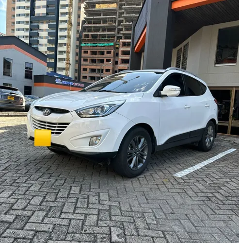 HYUNDAI TUCSON IX-35 2014 AT 4x4