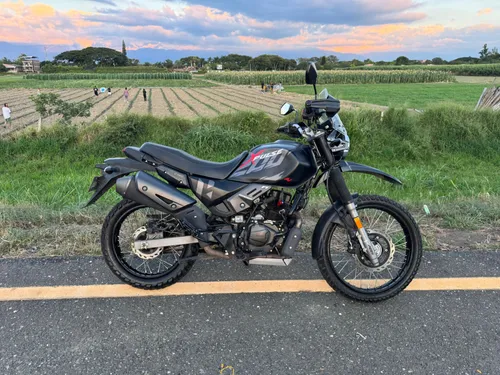 Hero Xpulse 200 FI 4V