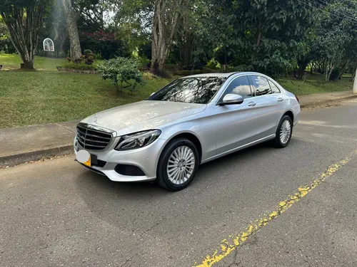 MERCEDES BENZ C200 2017 2.0 AVANTGARDE 