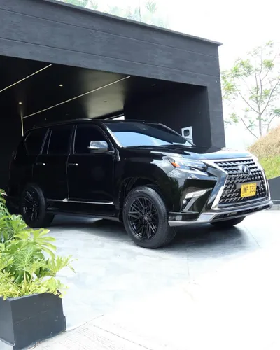 Lexus GX 460 ÁRABE 2021 VERSION LUXURY la más full de la gama blindaje 2 plus