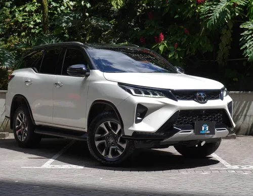 Toyota Fortuner 2022 4x4 Srx  