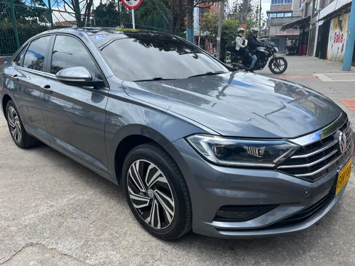 Volkswagen Jetta sportline en excelente estado segundo duwo