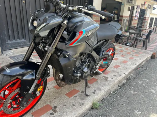 Yamaha MT09 V3  Ao 2021