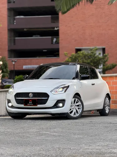 Suzuki Swift 2023 Híbrido