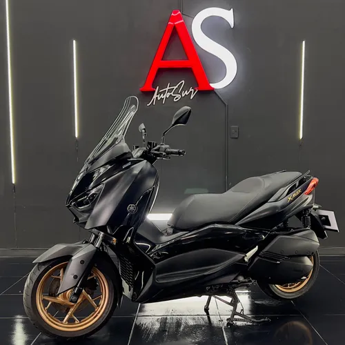 YAMAHA XMAX 300 2023 AT