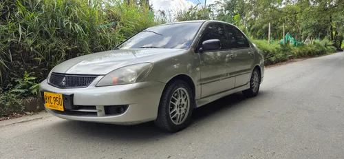 Mitsubishi lancer ralliart
