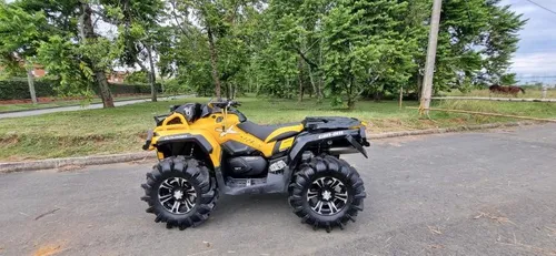 Cuatrimoto Canam marca BRP. Linea outlander XMR 1000.   4x4.  Color amarilla.  Matriculada. 