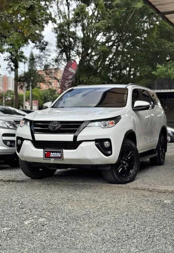 Toyota Fortuner SW4 2020