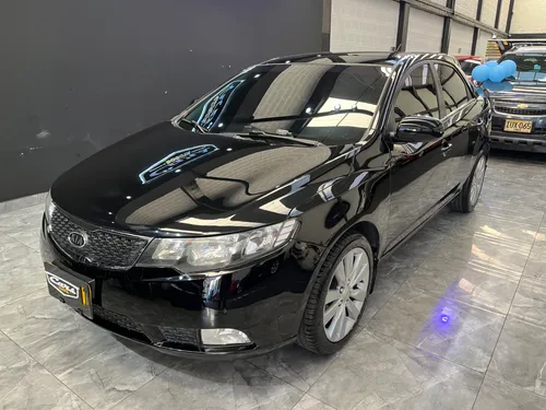 KIA Cerato Forte LX  2012