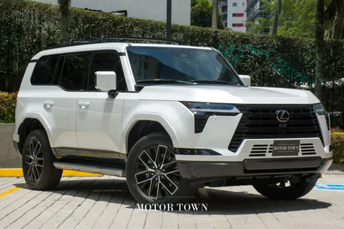 Lexus GX 550 Premium 2025