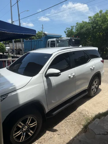 Toyota Fortuner 2017 GASOLINA 