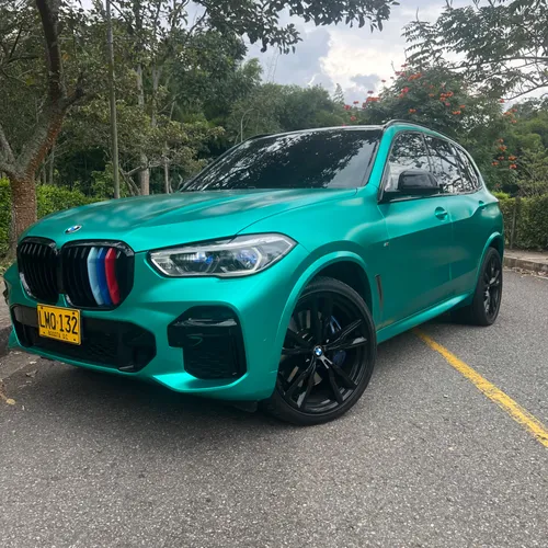 BMW X5 M50 2023