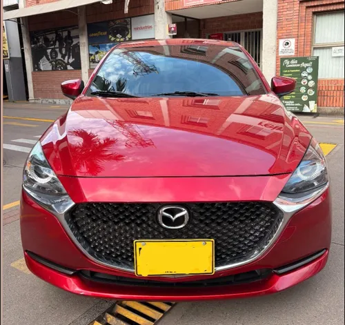 Mazda 2 sedan Touring 2023