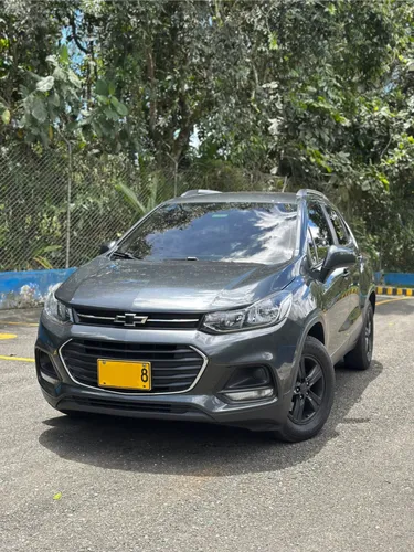 Chevlotet tracker ls 2018 