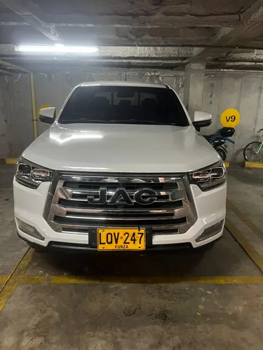 Jac JT8 Confort 4x4 modelo 2023