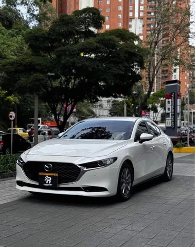 Mazda 3 Touring 2024