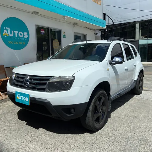 RENAULT DUSTER DYNAMIQUE 4x4 MT 2013