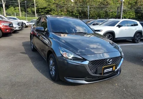 Mazda 2 Touring Sedan 2022