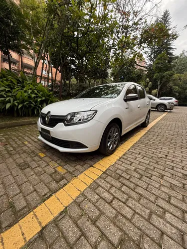 Renault Sandero Expession 2018 Mecánico Único Dueno 8 Válvulas