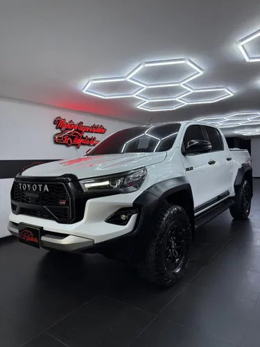 Toyota Hilux Rocco GR 2024