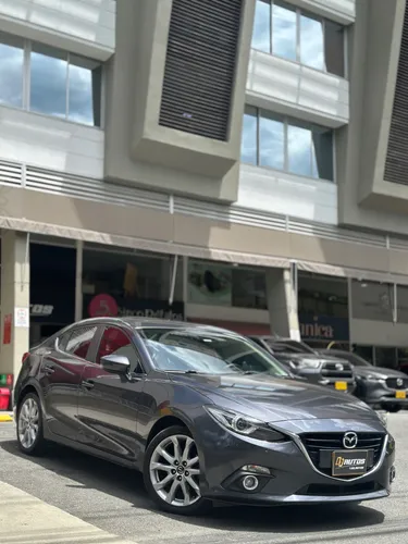 MAZDA 3 GRAND TOURING 