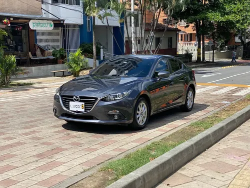 Mazda 3 Touring 2015