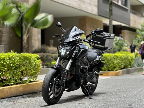 BAJAJ DOMINAR 400 2021