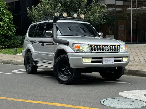 Toyota Prado VX LC90