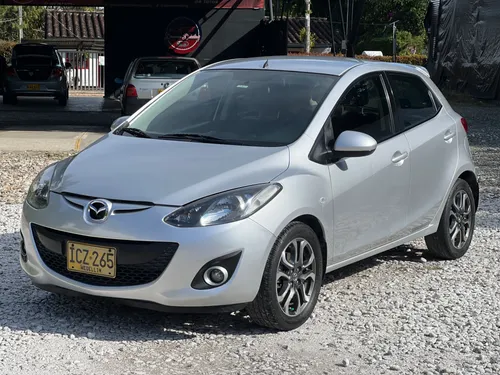 Mazda 2 