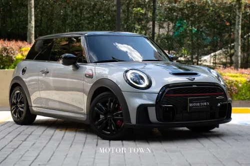 MINI JOHN COOPER WORKS 3 PUERTAS 2024