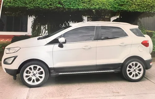 Ford Ecosport Titanium