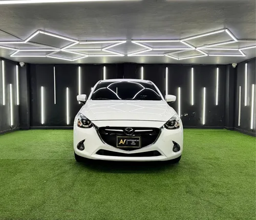 MAZDA 2 GRAND TOURING 2016 