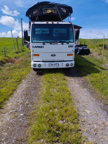 Ford Cargo 815 2004