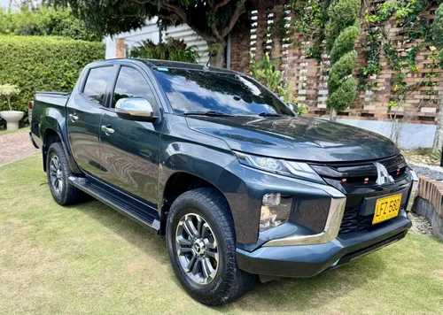 Mitsubishi L200 GLS SE 2023 