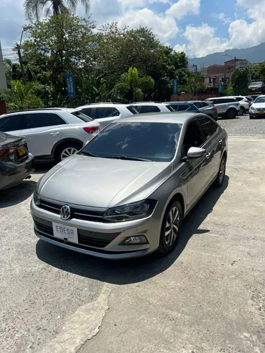 VOLKSWAGEN VIRTUS HIGHLINE