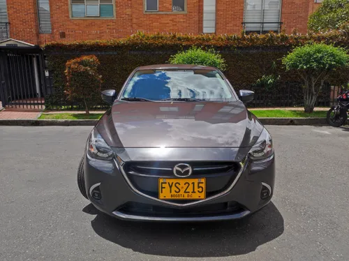 Mazda 2 grand turing Automático 1.5 2019 con 20.630 Kilometros