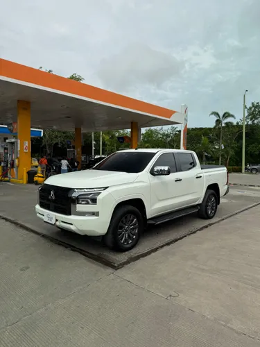 Mitsubishi L200 GLS 4x4 Diesel 2022