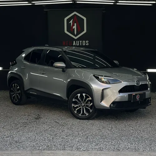 TOYOTA YARIS CROSS XS HYBRID 2023