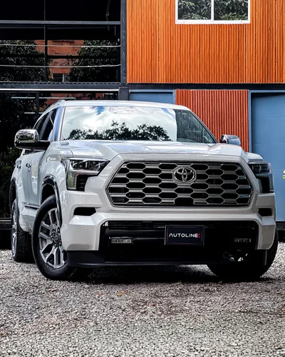 Toyota Sequoia iForce MAX Edicion 1974 2025