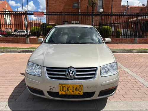 VOLKSWAGEN JETTA 2.0 MECANICO