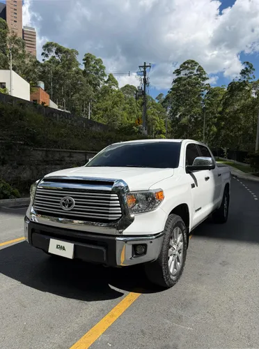 Toyota Tundra Limited 2014